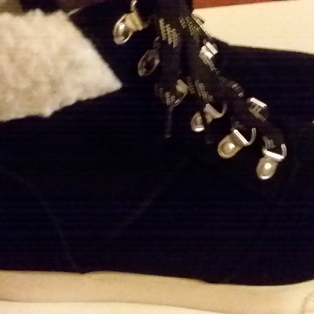 Steven Madden womans black wedge sneakers